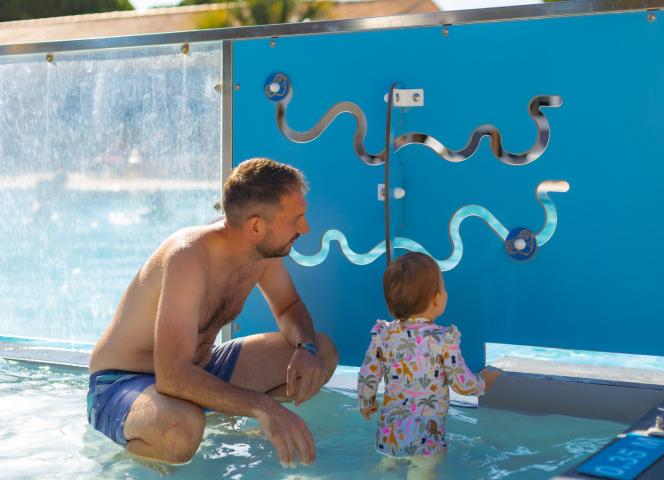 vacances camping ile de ré avec pataugeoire