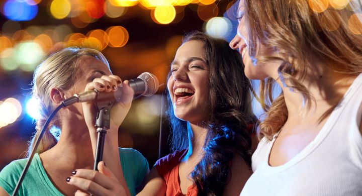 Animation soirée karaoké vacances campings Oléla