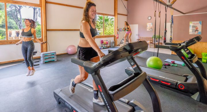 Salle de fitness camping Signol