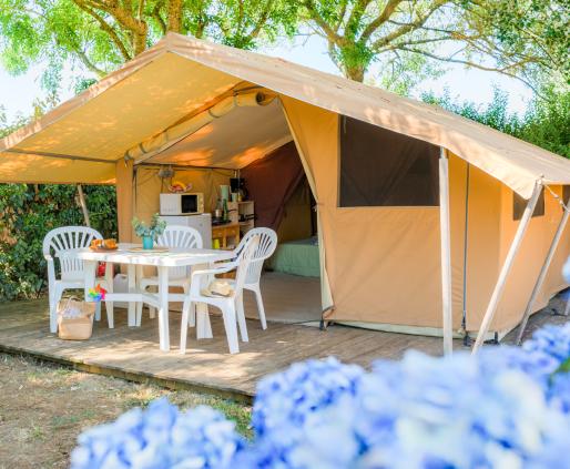 hebergement-insolite-tipi