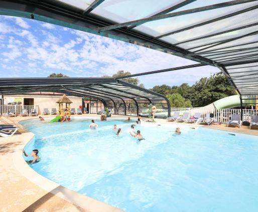 camping vendee avec piscine couverte et toboggan