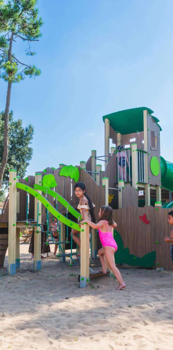 Aire de jeux camping Signol