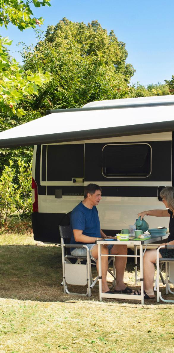 camping proche tours