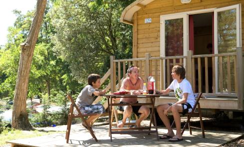 Roulotte camping Le Petit Rocher